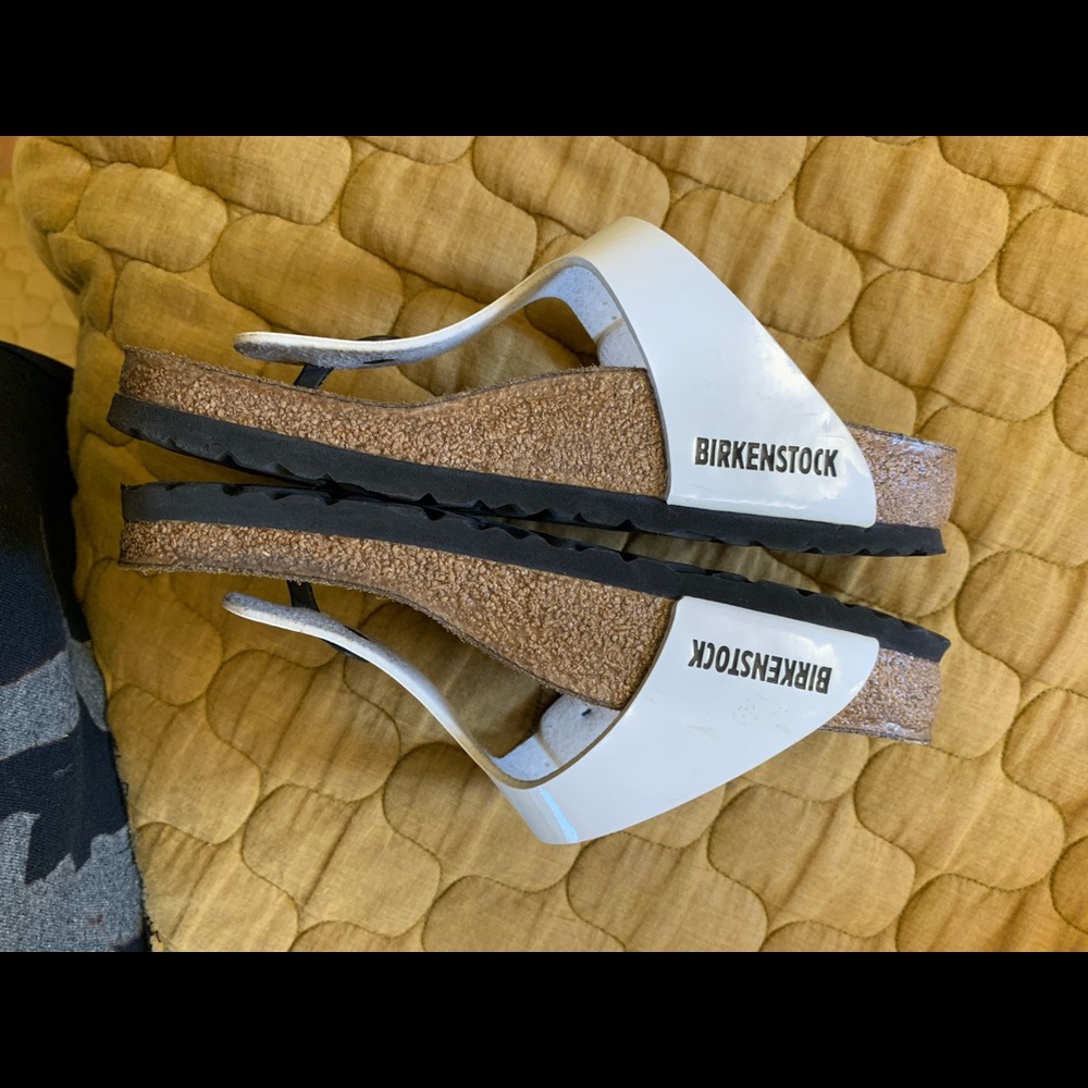 White Gizeh Patent Leather Birkenstock’s- 36
